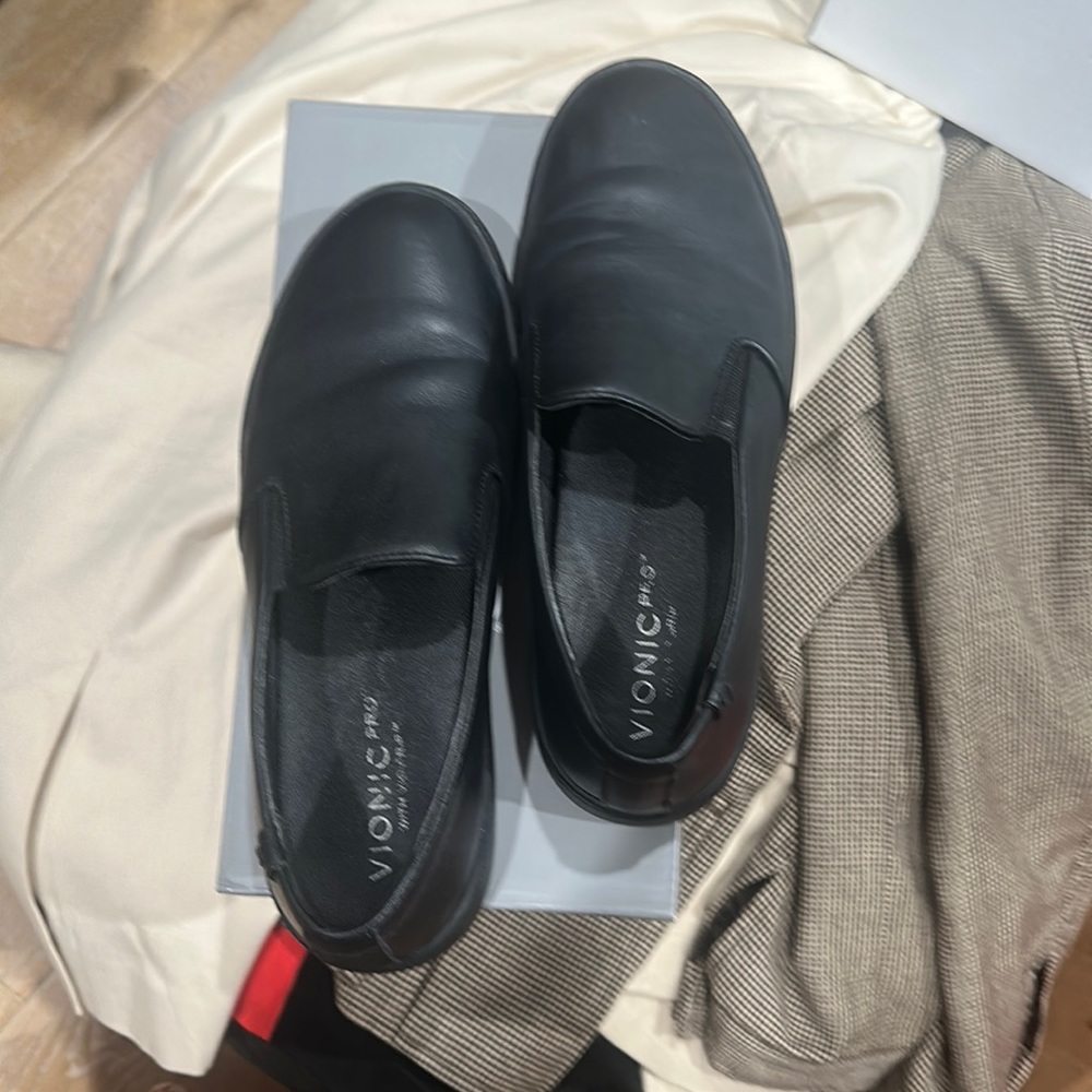 Vionic Black Flats Comfortable Loafers